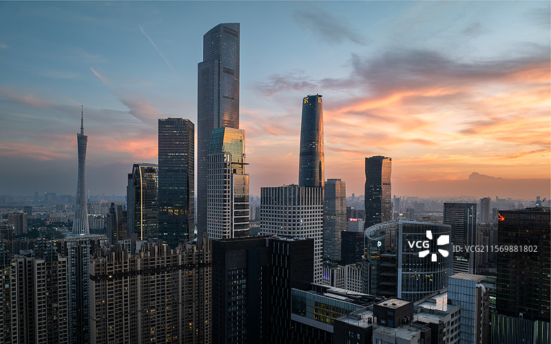 广州城市CBD中心珠江新城日落风景图片素材