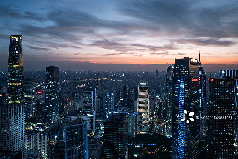广州城市CBD中心珠江新城日落风景图片素材