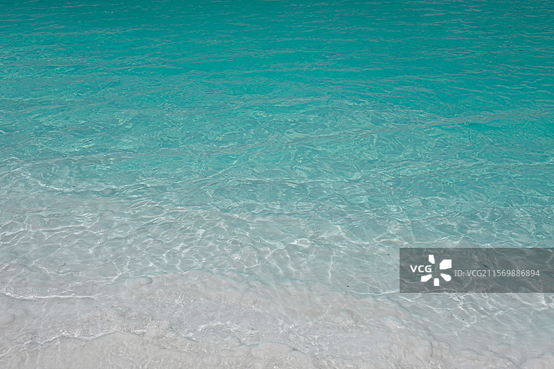 盐湖 大柴旦翡翠湖 蓝绿色清澈的湖水图片素材