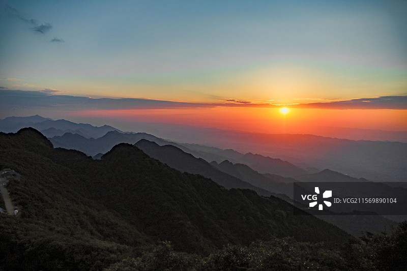 华蓥山宝鼎日出图片素材