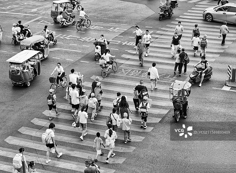 放学路上图片素材