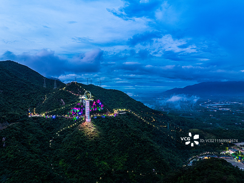 清远市黄腾峡旅游景区玻璃桥图片素材