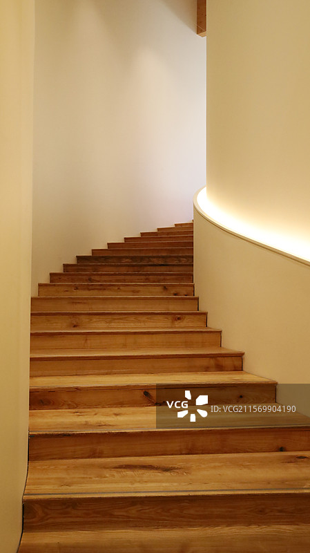 走出了安徒生博物馆的楼梯，心却还在那里。图片素材