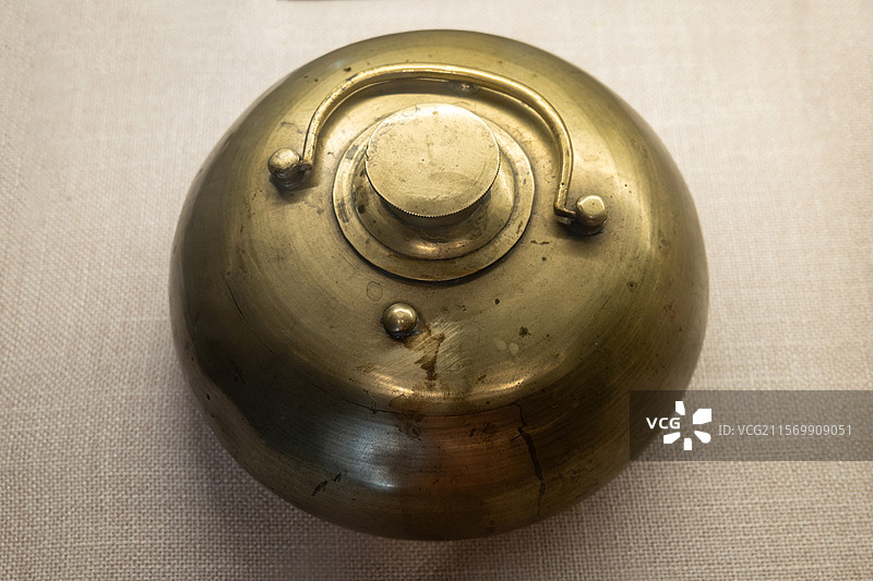 孙干使用的铜暖炉 山东威海一战华工纪念馆图片素材