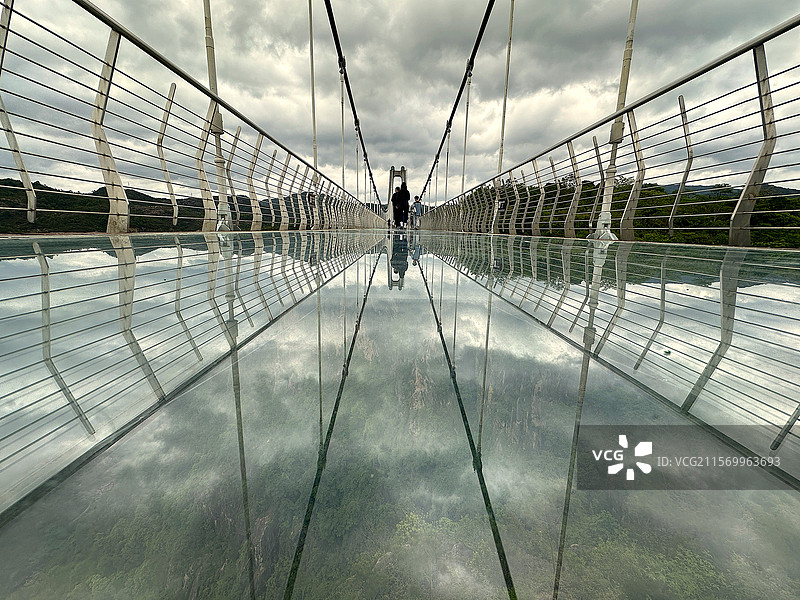 台州天台山景区琼台仙谷、会仙桥玻璃栈道、天台山大瀑布图片素材