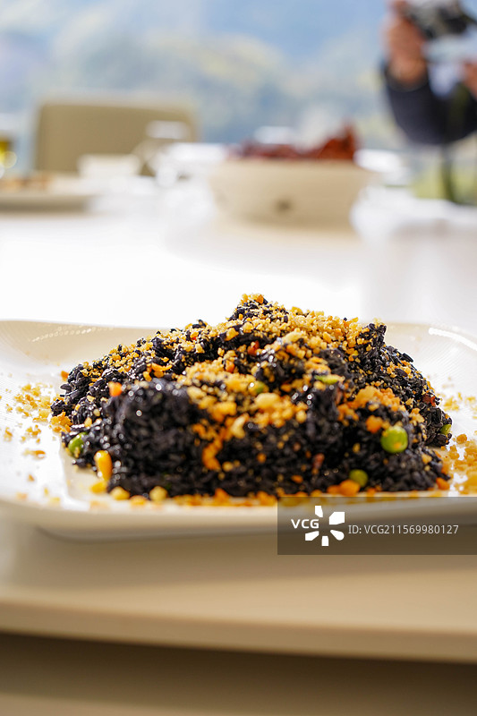 浙江 温州 泰顺 月宴 稻田餐厅 用餐 乌米饭图片素材