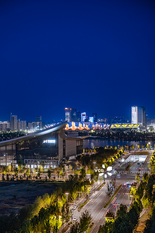 长安书院奥体中心同框图片素材