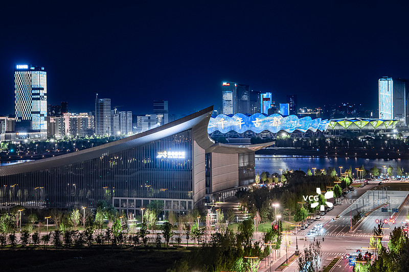 长安书院奥体中心同框图片素材