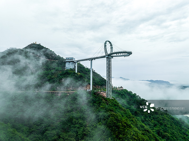 清远市黄腾峡旅游景区玻璃桥图片素材