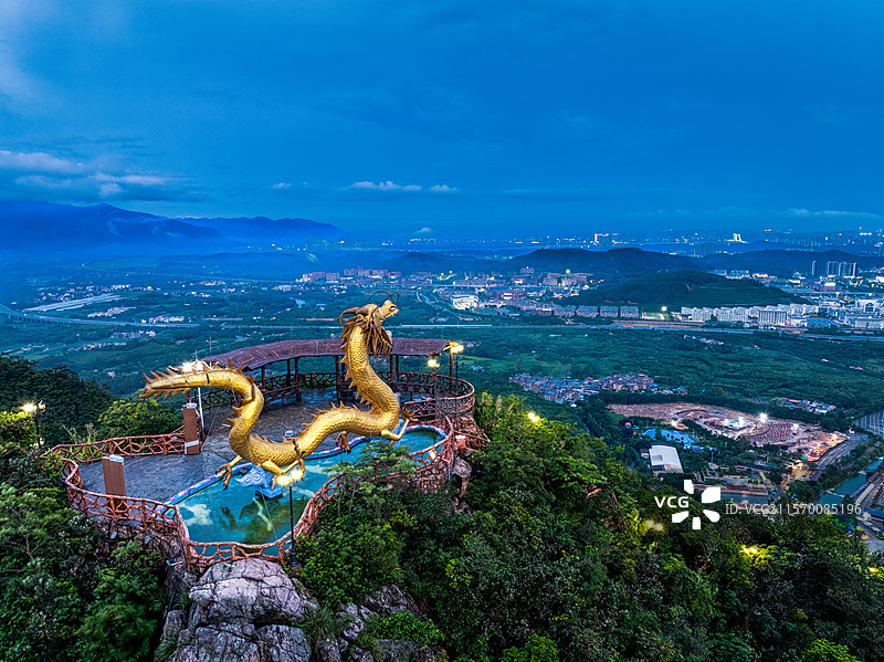 清远市黄腾峡旅游景区玻璃桥图片素材