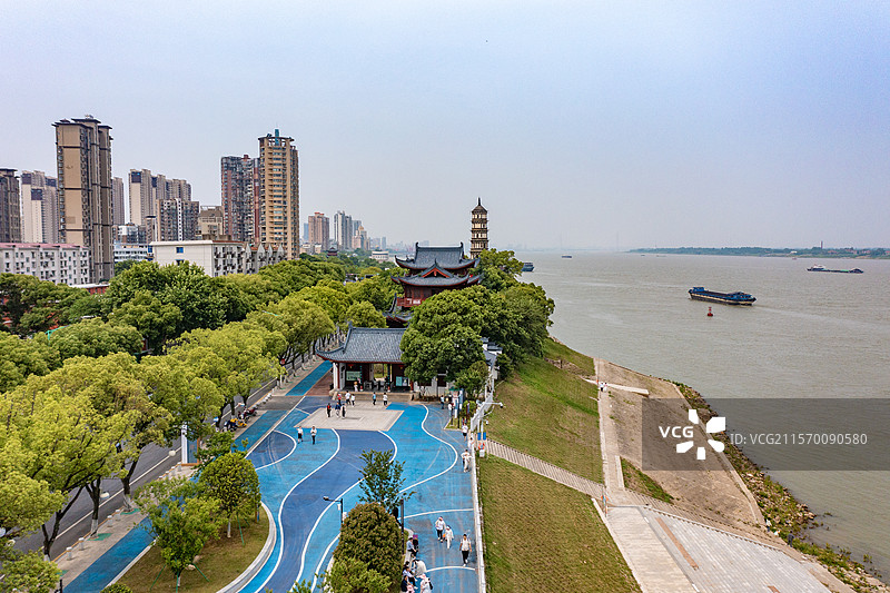 航拍江西九江市锁江楼风光图片素材