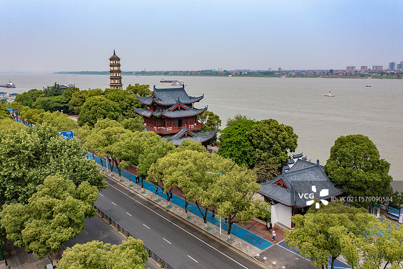 航拍江西九江市锁江楼风光图片素材