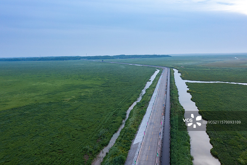 航拍江西九江永修县吴永水上公路图片素材
