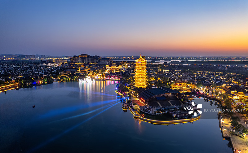 航拍湖南长沙铜官窑古镇夜景风光图片素材