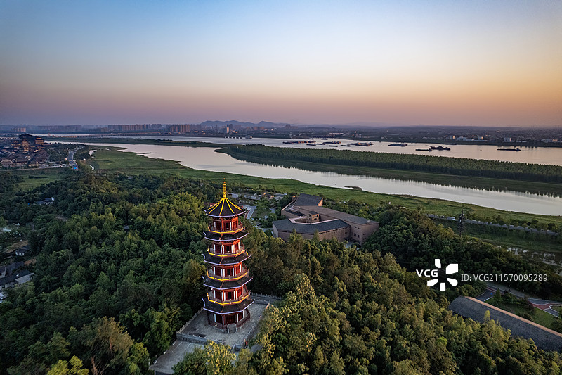 航拍湖南长沙铜官窑古镇日落风光图片素材