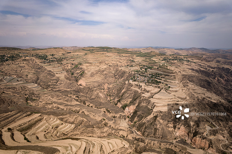 ‌甘肃省黄土高原丘陵航拍风景图片素材