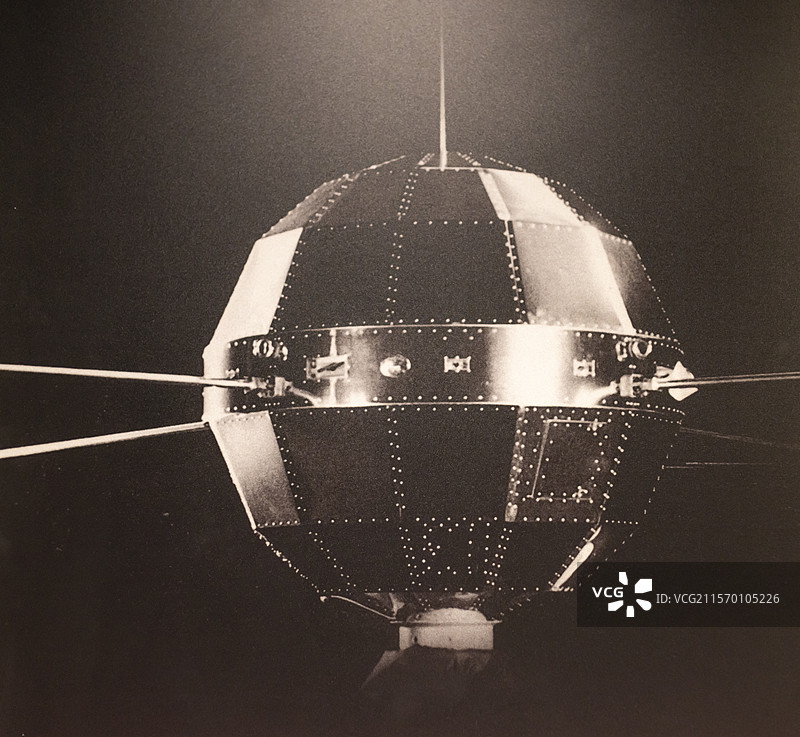 1970年4月24日我国第一颗人造地球卫星“东方红一号”发射成功 嘉兴南湖革命纪念馆图片素材