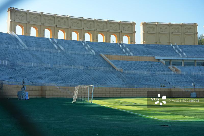 清晨的览山公园图片素材