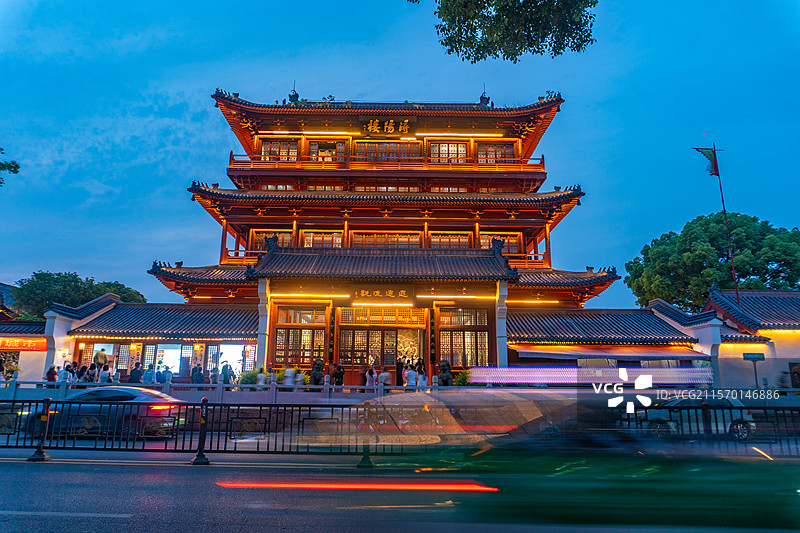 航拍江西九江浔阳楼夜景风光图片素材