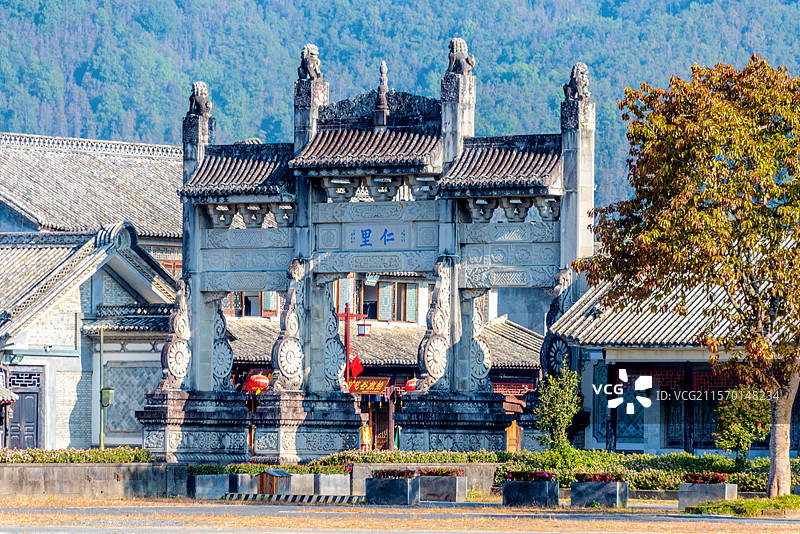 中国云南保山腾冲和顺古镇和顺顺和牌坊图片素材