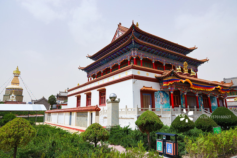 内蒙古自治区鄂尔多斯市乌审旗，乌审召庙大经堂图片素材