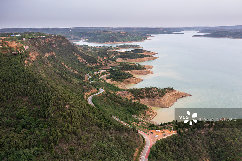 黄河小浪底水库、大坝、鹰嘴山、黄河古都一号公路图片素材
