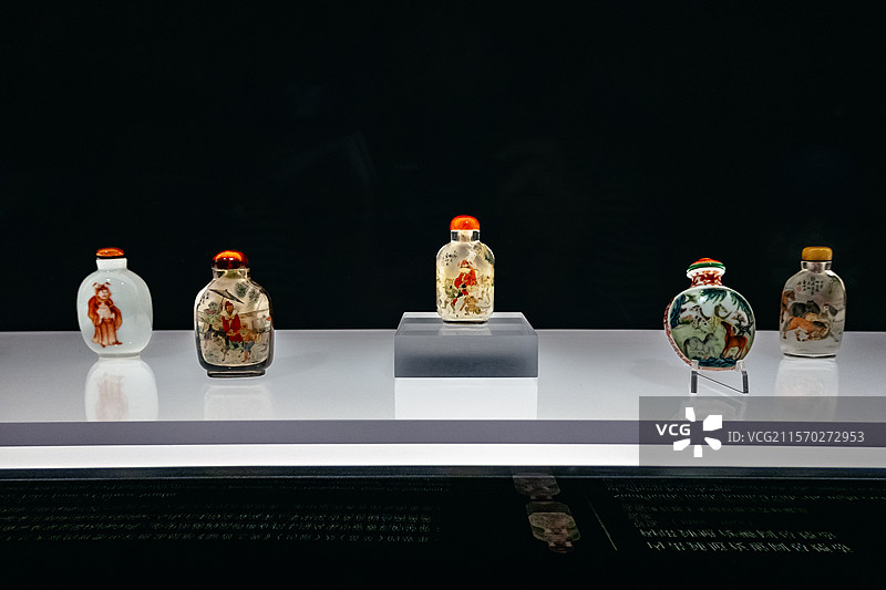 香港艺术馆鼻烟壶文物图片素材