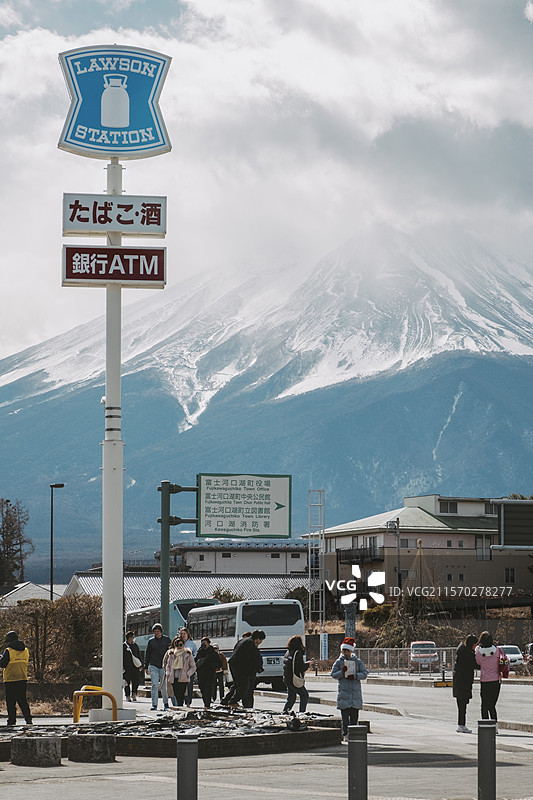 富士山和罗森招牌图片素材