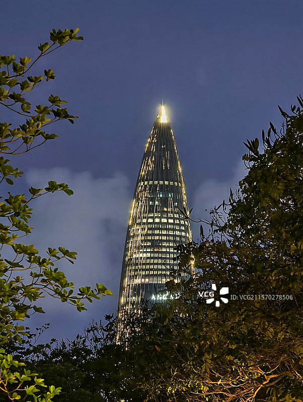 深圳“春笋”夜景图片素材