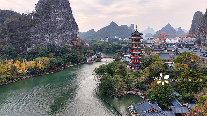 广西桂林风光：木龙湖公园-木龙塔图片素材