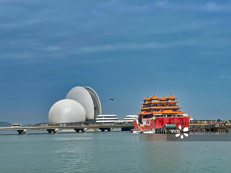 珠海日月湾大贝壳剧院特写图片素材