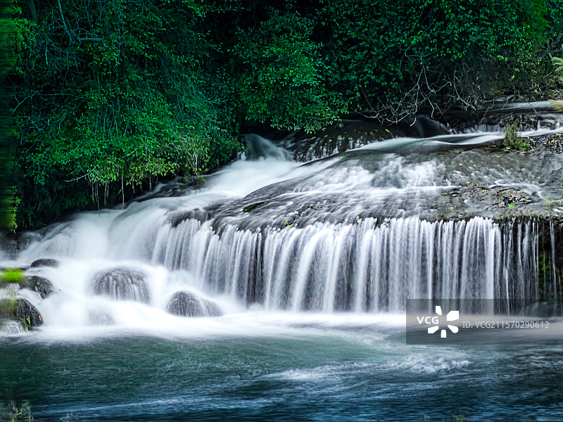 飞瀑流韵图片素材