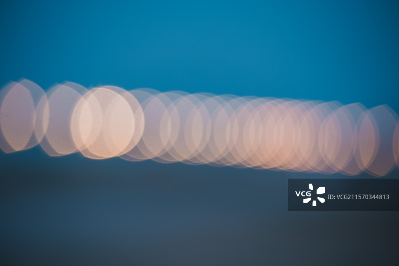 夜晚的光斑光晕图片素材