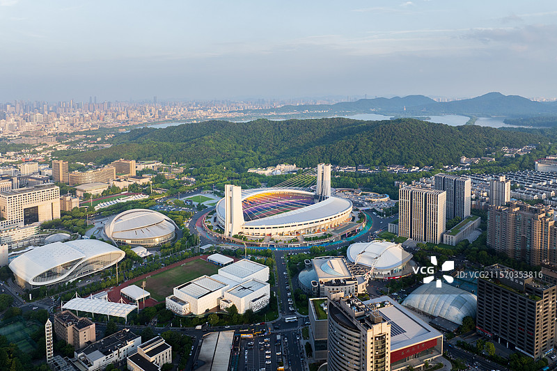 黄龙体育中心城市天际线图片素材