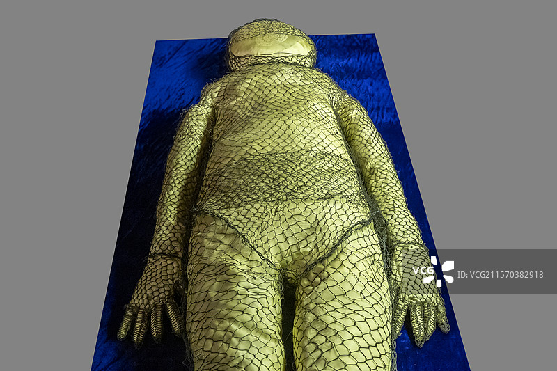 内蒙古博物院“大辽契丹”展：银丝网络（辽，通辽市奈曼旗青龙山镇陈国公主墓出土，内蒙古文物考古研究所藏图片素材