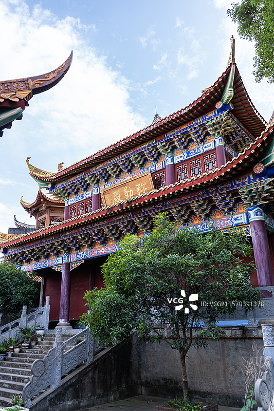 四川绵阳涪城区观音寺弥勒殿图片素材