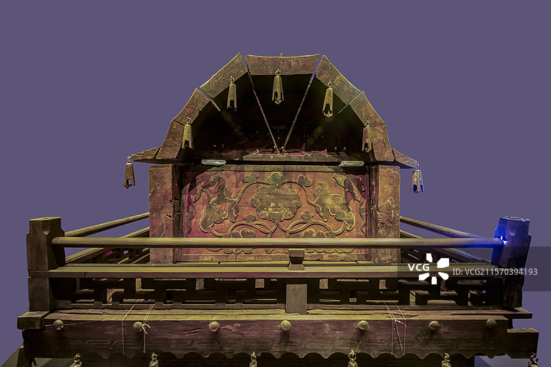 内蒙古博物院“大辽契丹”展：彩绘木棺及棺座（辽，通辽市科尔沁左翼后旗吐尔基山辽墓出土）图片素材