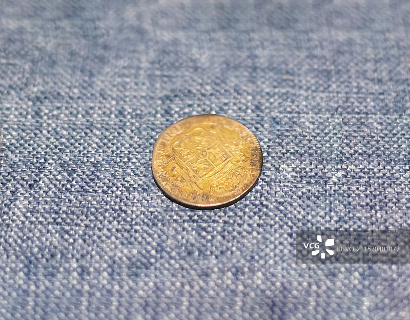 1790年西班牙卡洛斯三世双柱8R银洋币 清 戴埠镇龙潭村出土 溧阳市博物馆图片素材