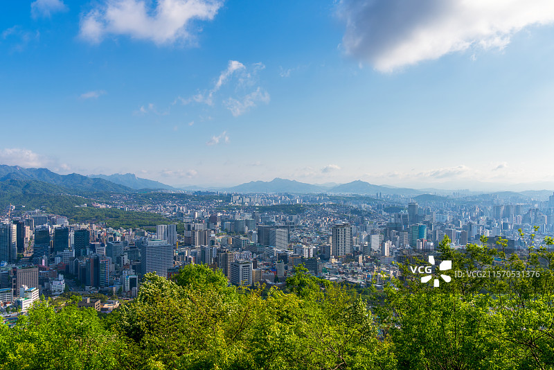 首尔特别市，南山观景台，南山公园，春季风光，昌德宫，昌庆宫，骆山公园，都市天际线，观景台，看风景图片素材