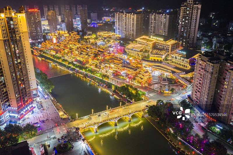 湖北恩施宣恩县缤纷夜色精彩如画图片素材