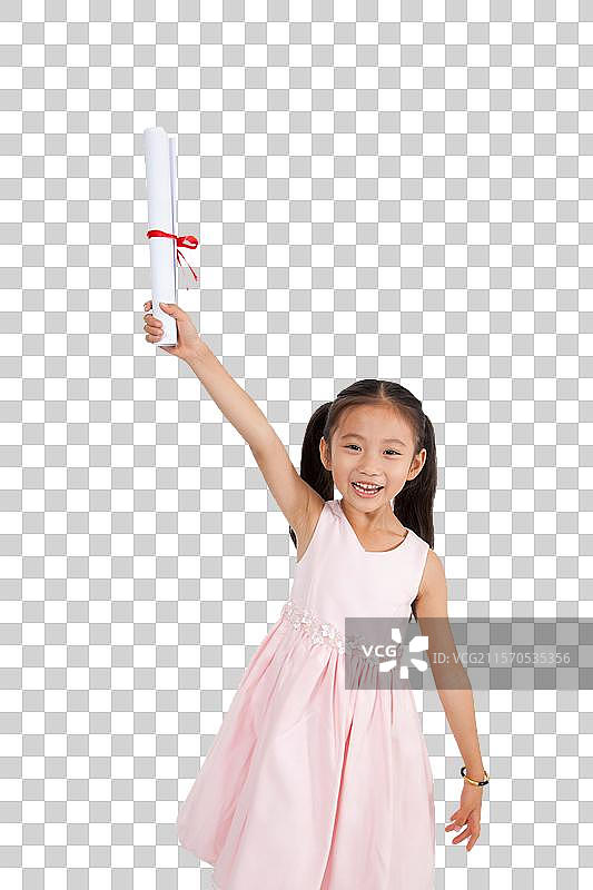 棚拍穿裙子的小女孩拿着奖状图片素材