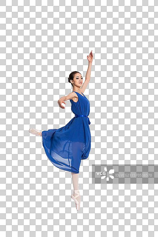 棚拍年轻女人跳舞图片素材