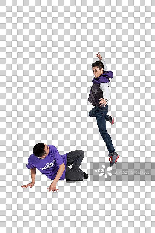 棚拍年轻人跳街舞图片素材