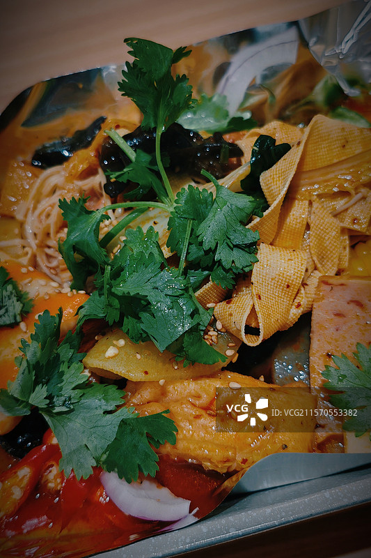 小谷姐姐麻辣拌图片素材