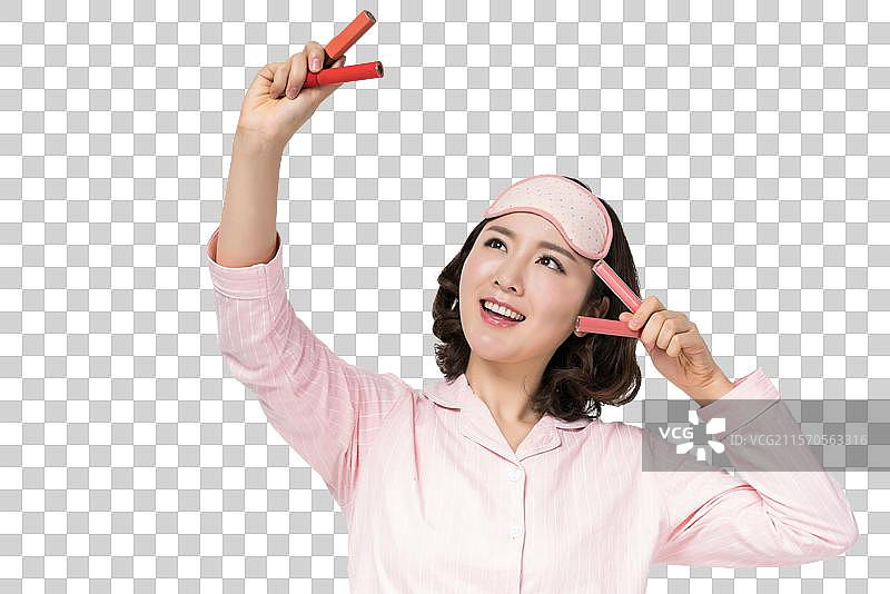 穿着睡衣的年轻女子图片素材