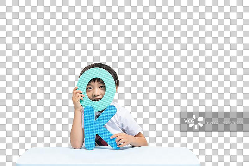 小男孩在学习图片素材