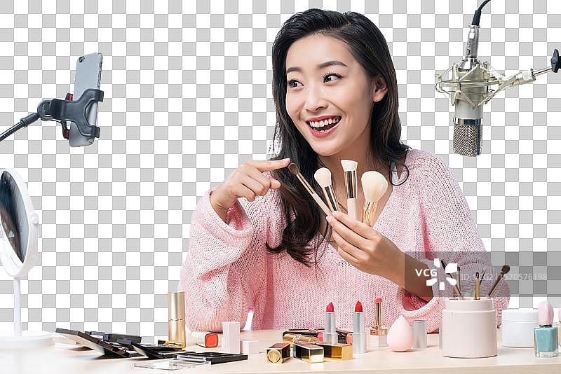 年轻女子直播图片素材
