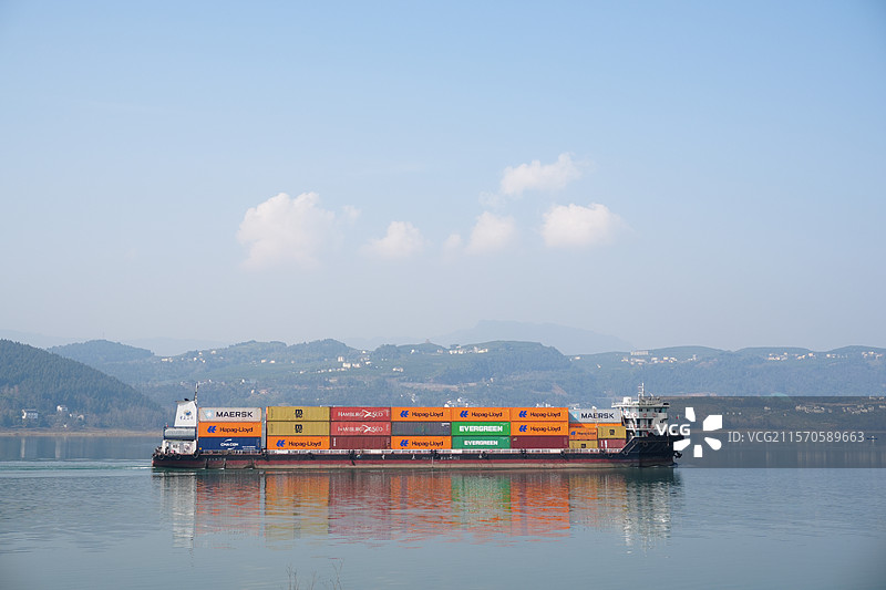 长江货轮图片素材