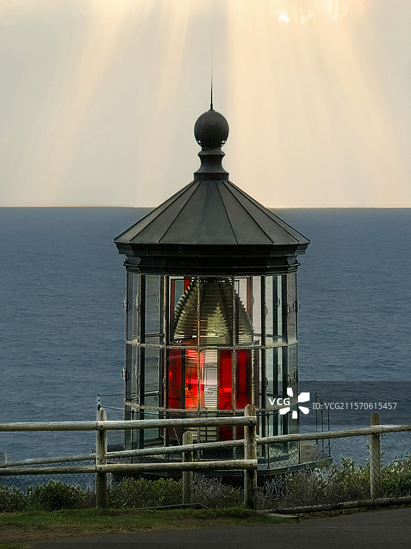 光影守望—Cape Meares Lighthouse，101沿海公路图片素材