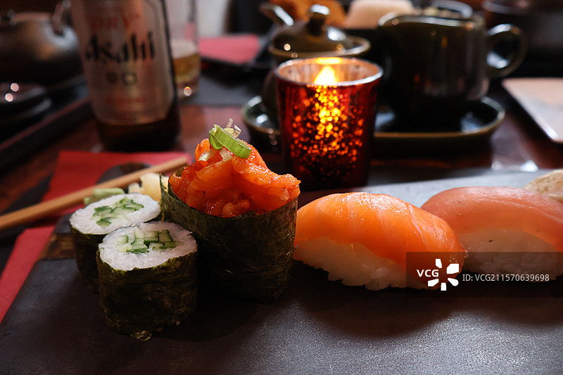 日式料理—一刺身寿司图片素材